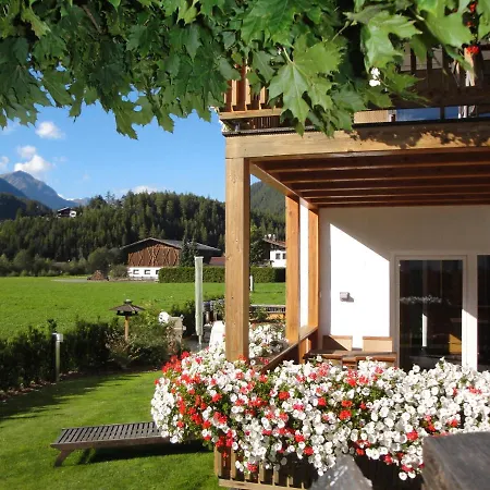 Vier Jahreszeiten Längenfeld