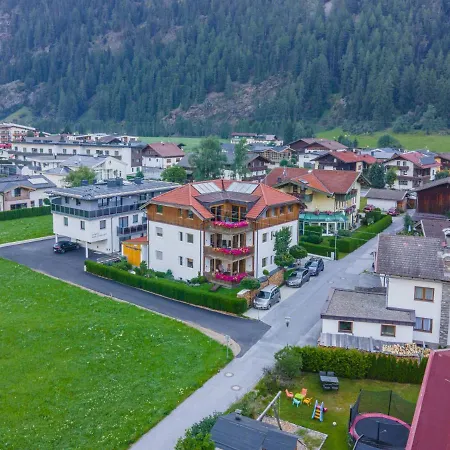 Vier Jahreszeiten Apartmán Längenfeld