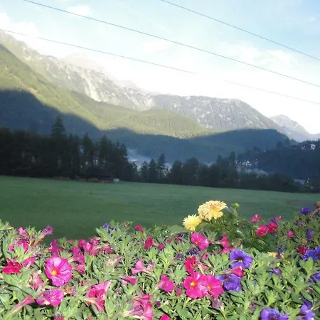 Vier Jahreszeiten * Längenfeld